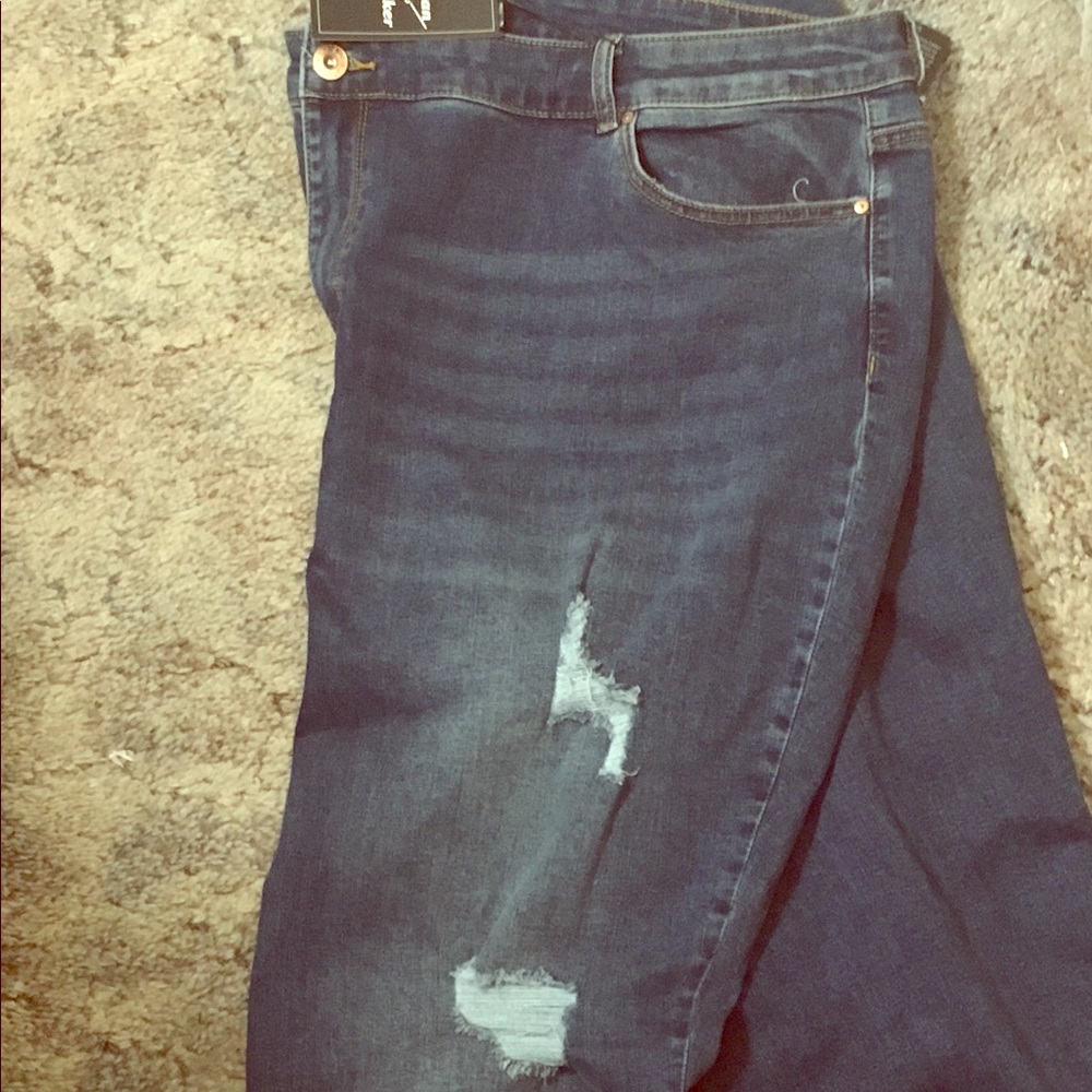 Morgan & Walker cuffed boyfriend jeans size 28 NWT